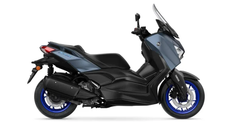 Yamaha X-Max 300 předváděcí model | Předváděcí skútr