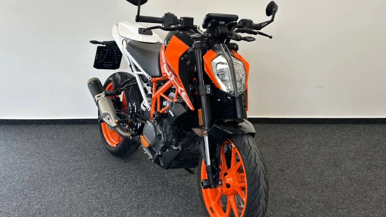 KTM 390 Duke