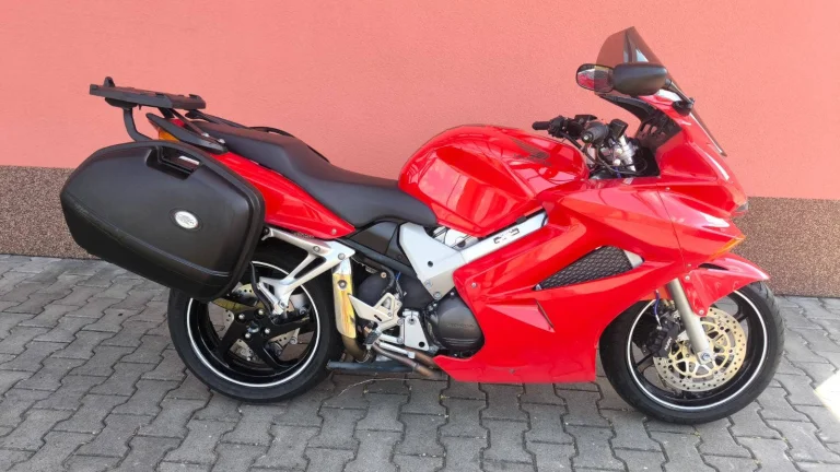 Honda VFR 800 VTEC