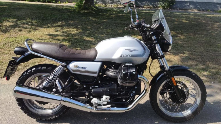 Moto Guzzi V7 III Special 850 ABS