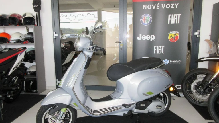Vespa Primavera 125 TECH 3V ABS | Nový skútr