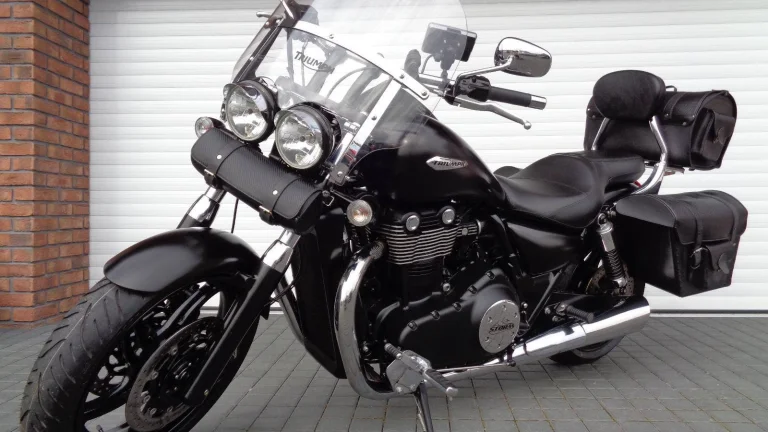 Triumph Thunderbird 1700 Storm. Koupený v ČR.