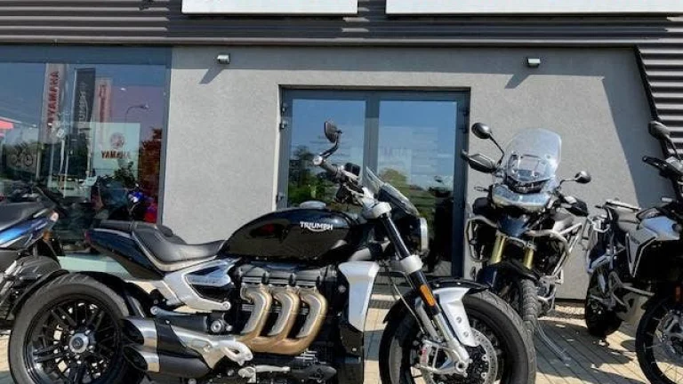 Triumph Rocket 3R, CZ, pouze 4700km