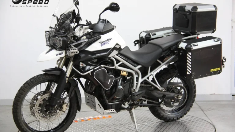 Triumph Tiger 800 XC