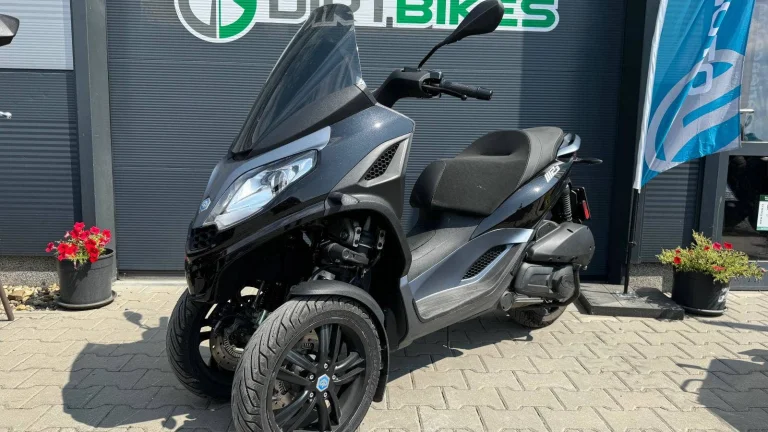 Piaggio MP3 300 DEMO | Předváděcí motocykl