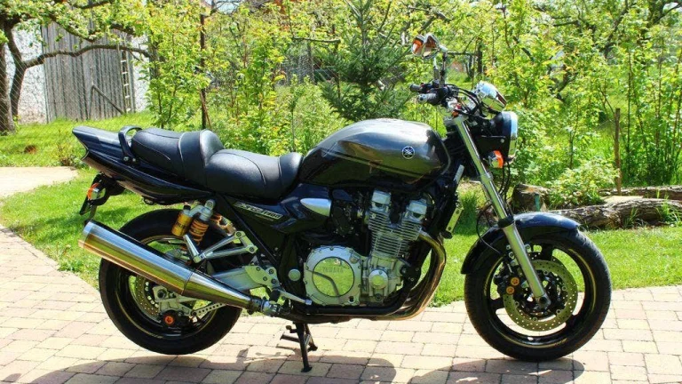 Yamaha XJR 1300