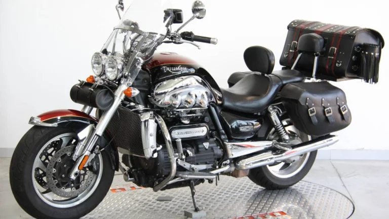 Triumph Rocket III Classic