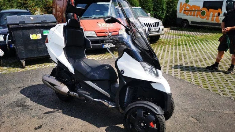 Adiva AD3 300