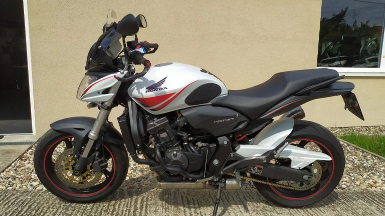 Honda CB 600 F Hornet