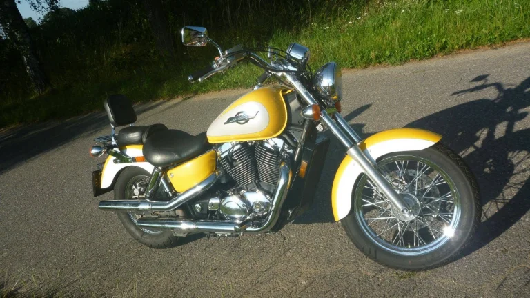 Honda VT 1100 C2 Shadow