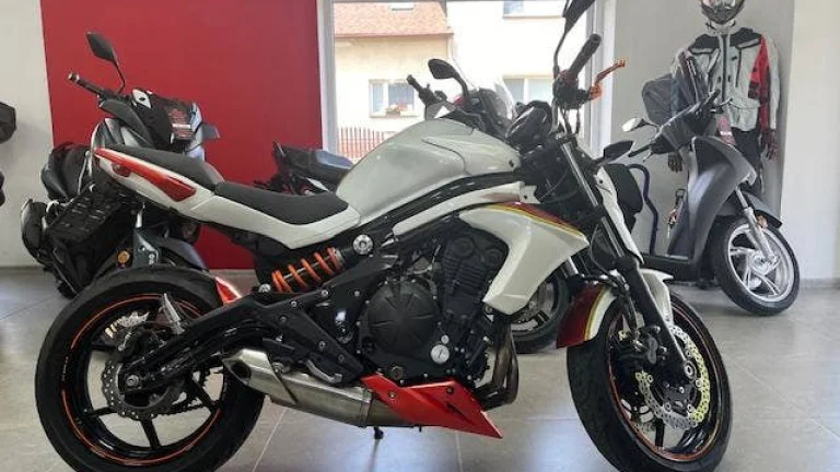 Kawasaki ER-6n otevřeno na 53kw