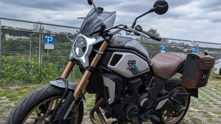 CFMOTO 700 CL-X Heritage