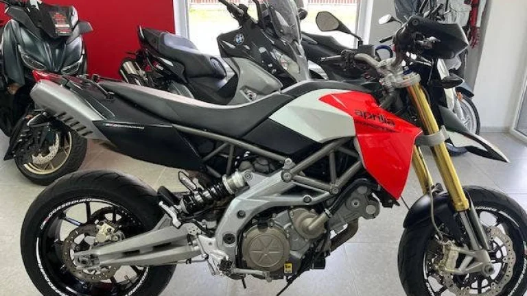 Aprilia Dorsoduro 750
