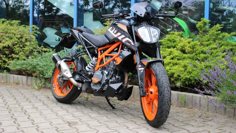 KTM 125 Duke 2021 - TOP STAV | Nový motocykl