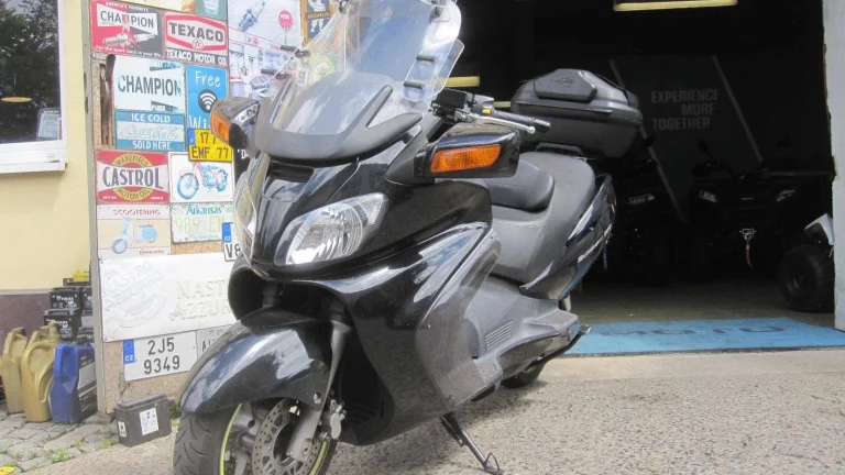 Suzuki Burgman 650