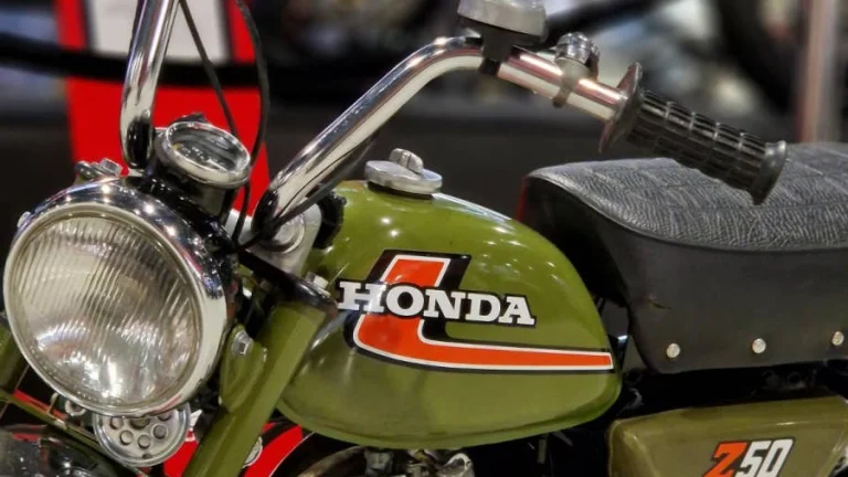 Honda Z50 MONKEY (1978) Legenda na dvou kolech