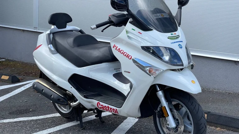 Piaggio X-Evo 400