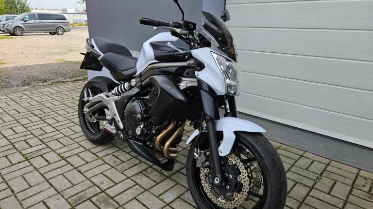 Kawasaki ER-6n