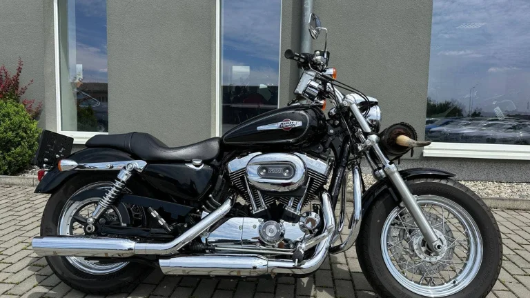 Harley-Davidson XL 1200 C Sportster Custom