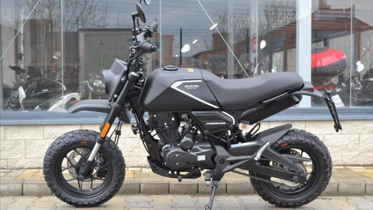 Brixton Crossfire 125 XS | Nový motocykl