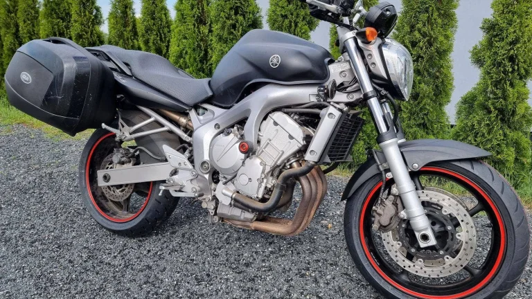 Yamaha FZ 6 N Fazer