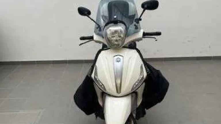 Piaggio Beverly 350