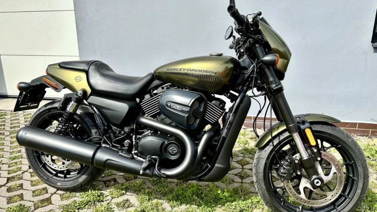 Harley-Davidson Street XG 750 pouze 13tis km