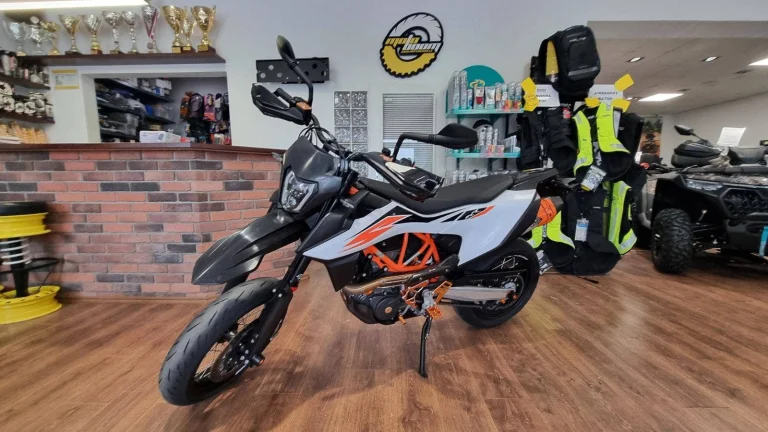 KTM 690 SMC-R