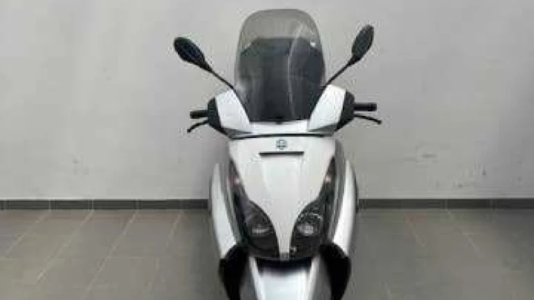 Piaggio X7 125