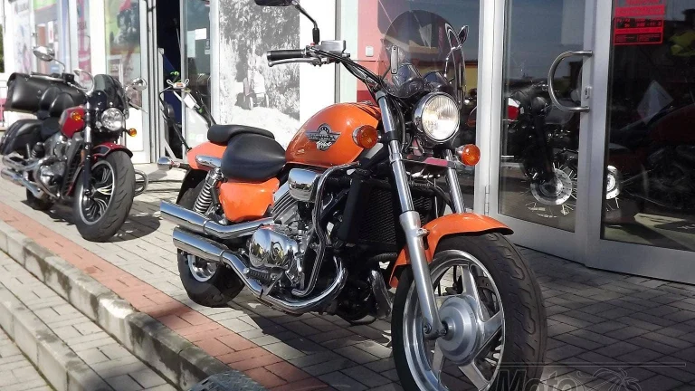 Honda VF 750 C Magna