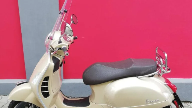 Vespa GTS 300