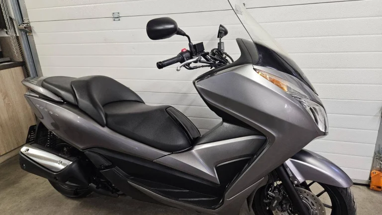Honda Forza 300 ABS