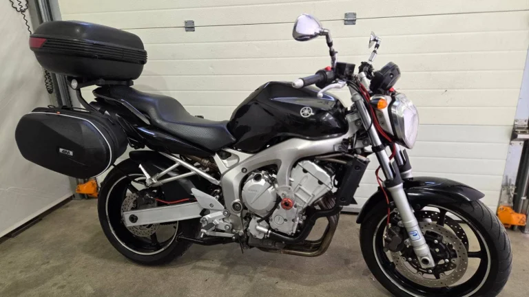 Yamaha FZ 6 N Fazer