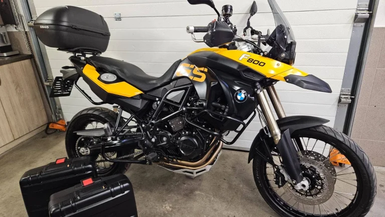 BMW F 800 GS - ABS - výbava