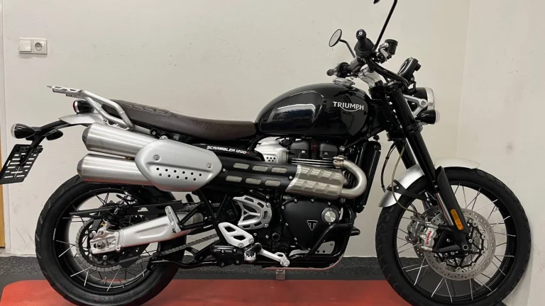 Triumph Scrambler 1200XC,ABS,TOP STAV,SERVISKA,11905km