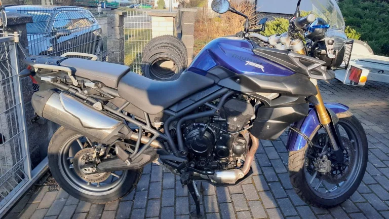 Triumph Tiger 800