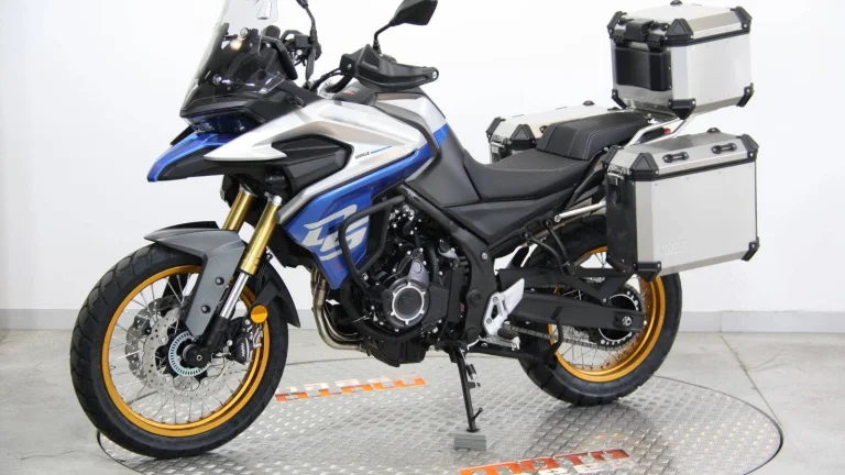 Voge 525 DSX Touring - Modrá ( odpočet DPH ) E5+, 4letá záruka | Nový motocykl