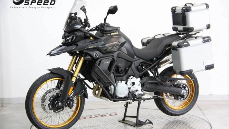 Voge 900 DSX Touring Black Knight ( odpočet DPH ) E5+, 4letá záruka | Nový motocykl