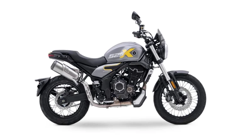 Voge 525 ACX - ŠEDÁ | Nový motocykl