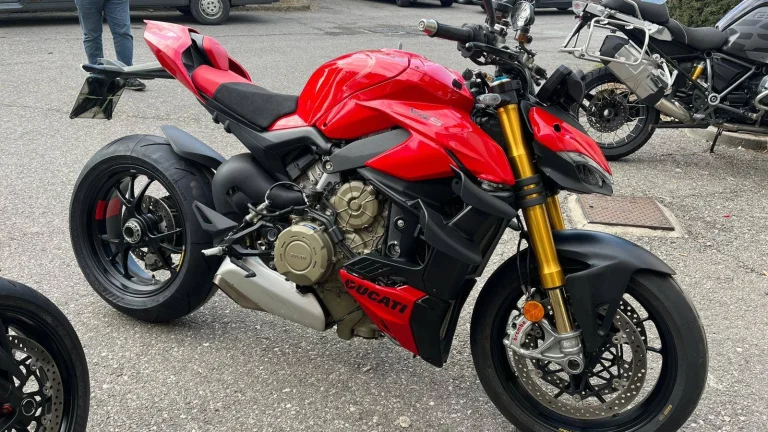 Ducati Streetfighter V4 S 2023 | Nový motocykl