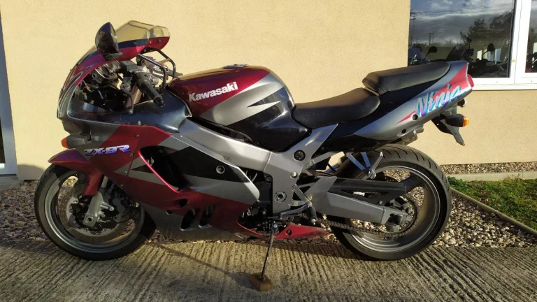 Kawasaki ZX-9R Ninja