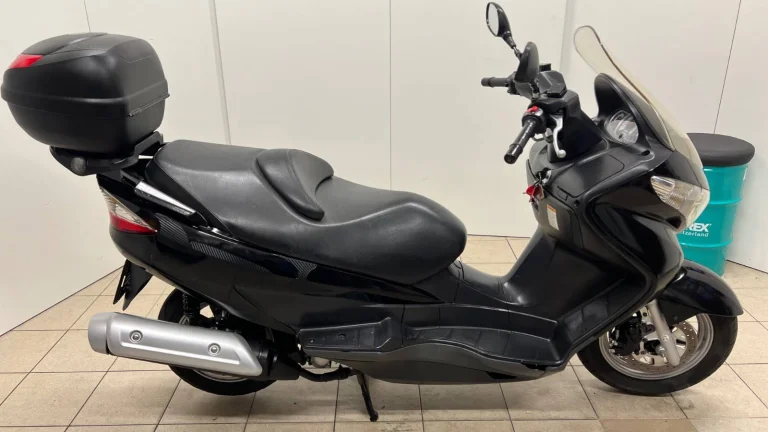 Suzuki Burgman 125