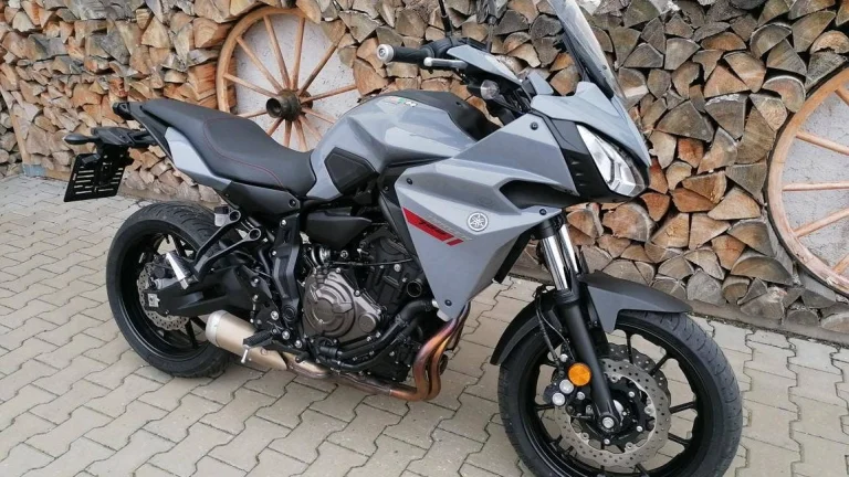 Yamaha Tracer 7 / 700 9tis.km