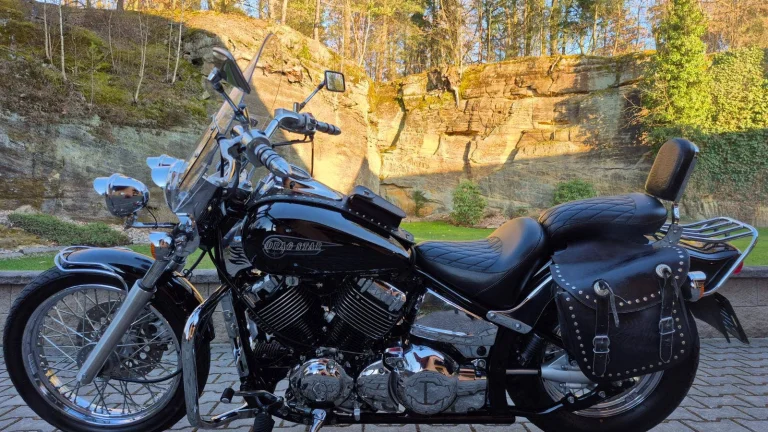Yamaha XVS 650 DragStar - TOP STAV + VÝBAVA