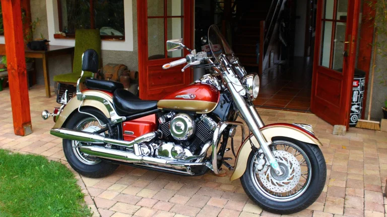Yamaha XVS 650 DragStar Classic
