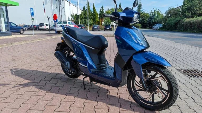 Peugeot Tweet 125i Facelift | Předváděcí skútr