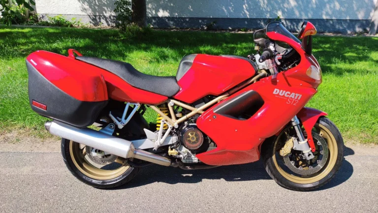 Ducati ST 2