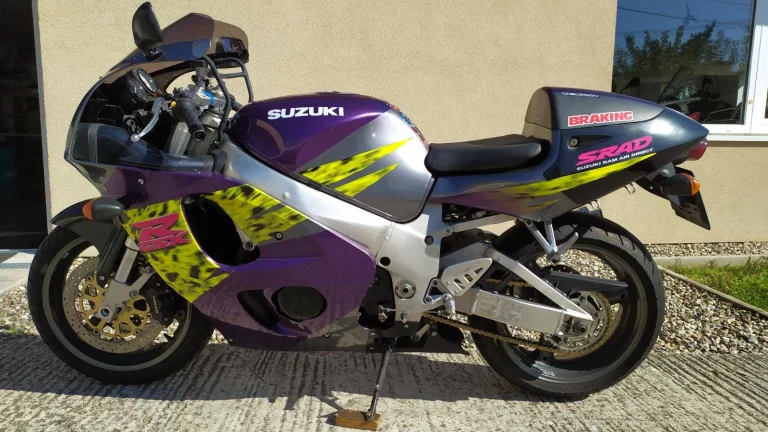 Suzuki GSX-R 750