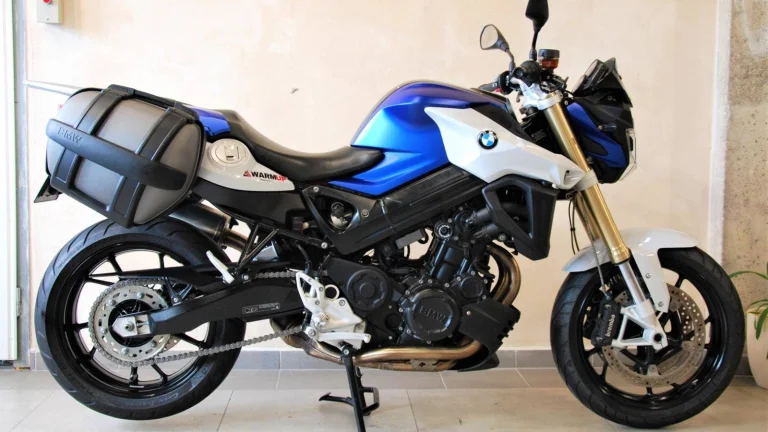 BMW F 800 R - 1.majitel,krásný stav, ABS + ESA