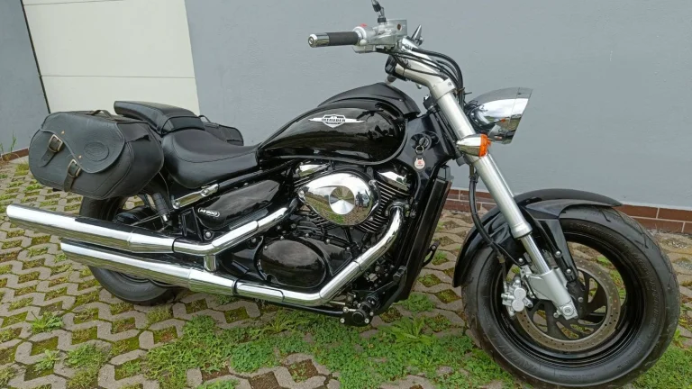 Suzuki Intruder M 800